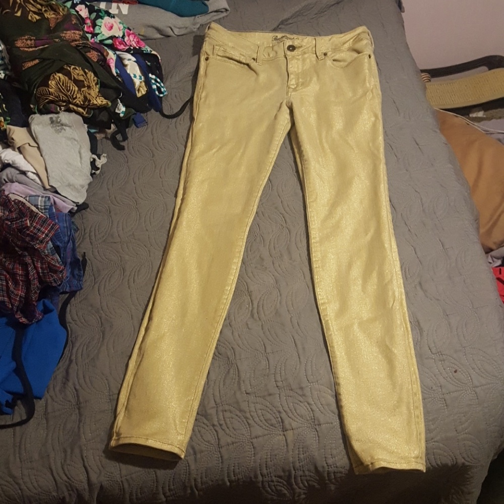 Bullhead Black Gold Jeans